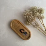 نقاشی دست دختر و قهوه