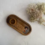 سینی چوبی نقاشی‌ دست طرح پسربا لیوان